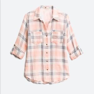 NWT - lightweight plaid top. Crepe type material. Roll snap sleeves.